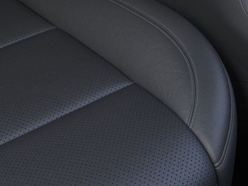 New 2025 GMC Sierra 2500 SLT w/ SLT Convenience Package image 21