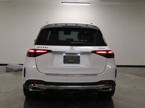 Certified 2025 Mercedes-Benz GLE 580 GLE 580 image 6
