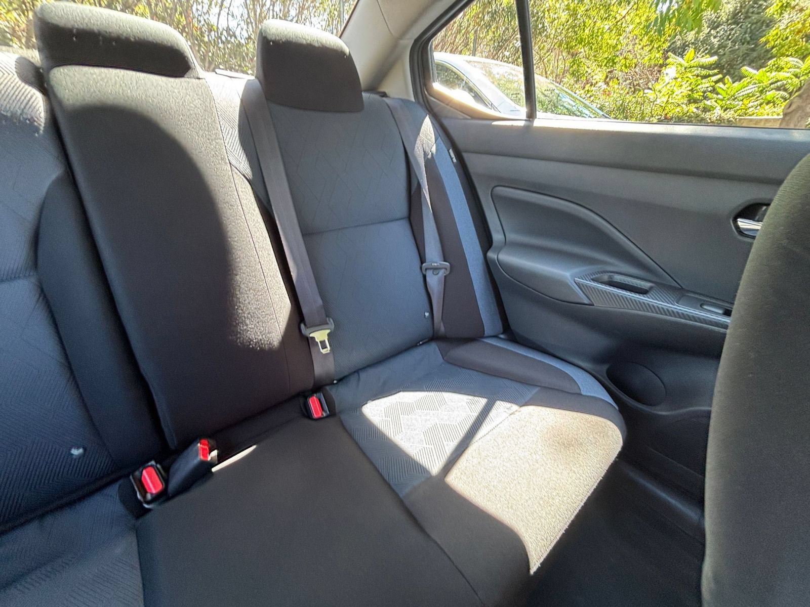 Used 2025 Nissan Versa SV FWD image 34