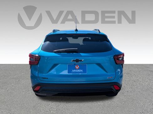 New 2025 Chevrolet Trax RS w/ Driver Confidence Package image 27