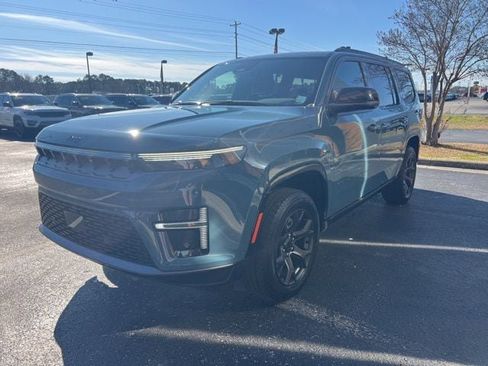 New 2026 Jeep Grand Wagoneer Limited image 4