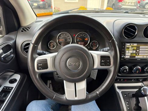 Used 2016 Jeep Compass High Altitude image 22