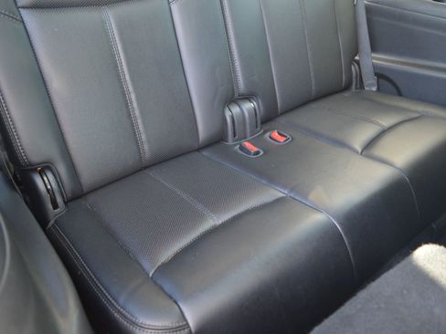 Used 2015 Nissan Pathfinder Platinum AWD/4WD image 26