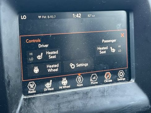 Used 2018 Jeep Compass Latitude w/ Popular Equipment Group AWD/4WD image 20