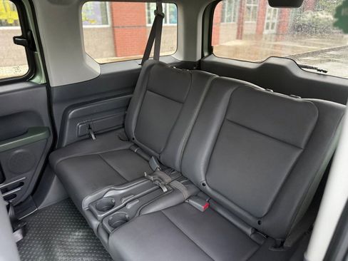 Used 2005 Honda Element LX image 11