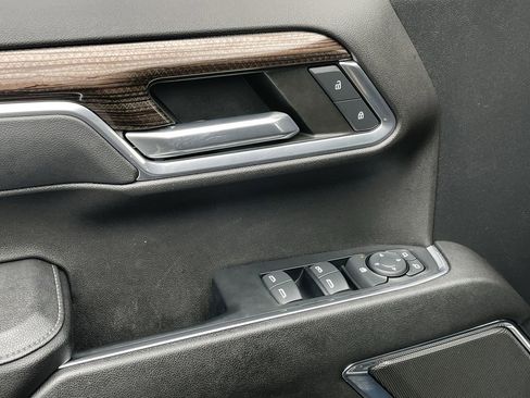 Used 2023 Chevrolet Silverado 1500 RST image 29