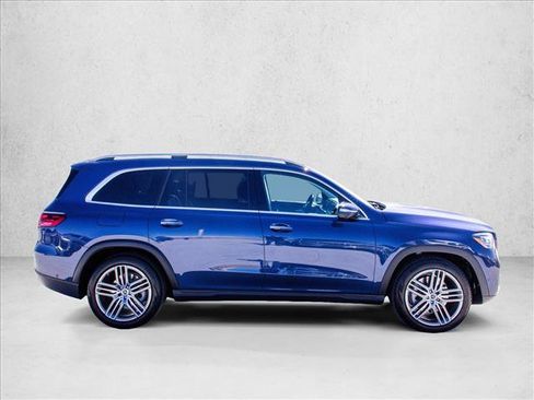 New 2026 Mercedes-Benz GLS 450 4MATIC image 4
