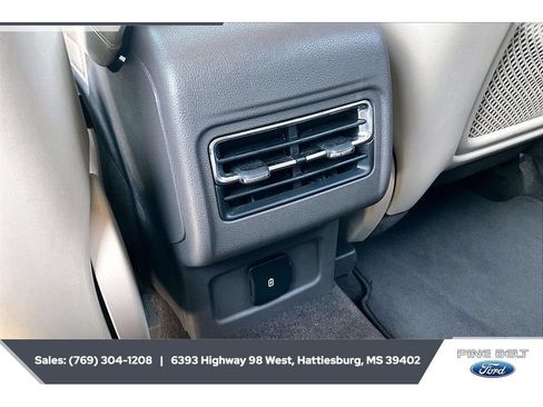 Used 2022 Lincoln Corsair FWD image 23