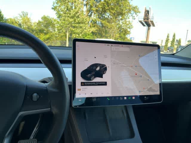 Used 2021 Tesla Model Y Long Range AWD/4WD image 15