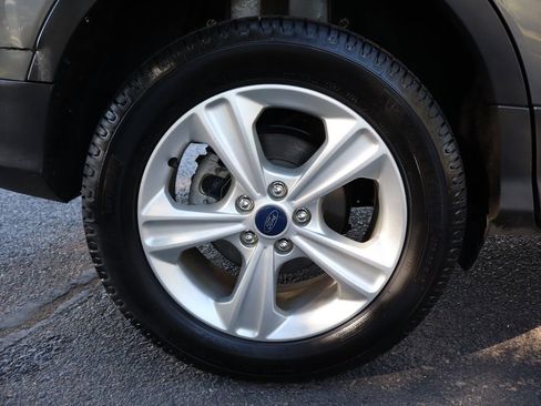 Used 2013 Ford Escape SE image 46