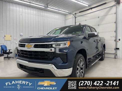 Used 2023 Chevrolet Silverado 1500 LT AWD/4WD image 6