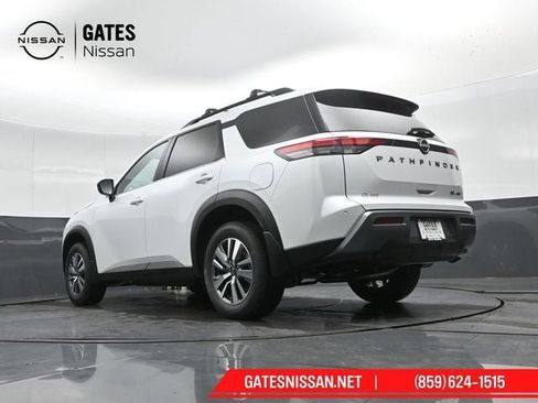 New 2026 Nissan Pathfinder SL image 45