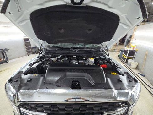 Certified 2024 RAM 3500 Big Horn AWD/4WD image 10