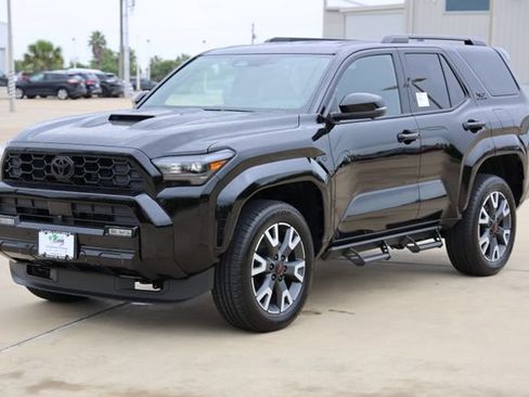 New 2026 Toyota 4Runner TRD Sport Premium AWD/4WD image 3