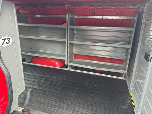 Used 2017 Chevrolet Express 2500 image 14