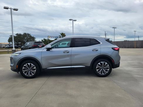 Used 2024 Buick Envision Preferred image 2