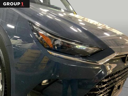 Certified 2024 Toyota Grand Highlander AWD image 28