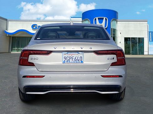 Used 2024 Volvo S60 B5 Plus image 5