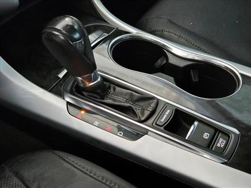 Used 2020 Acura TLX w/ Technology Package FWD image 18