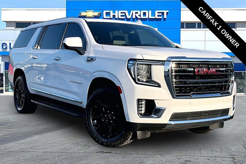 Used 2023 GMC Yukon XL SLT AWD/4WD image 1