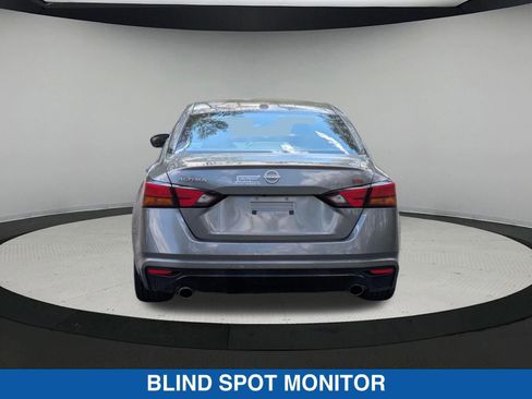 Used 2023 Nissan Altima 2.5 SR FWD image 5