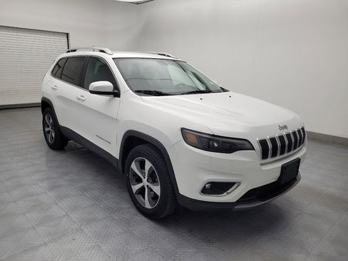 Used 2019 Jeep Cherokee Limited image 11