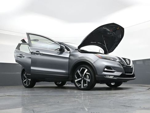 Used 2022 Nissan Rogue Sport SL w/ Premium Package image 42