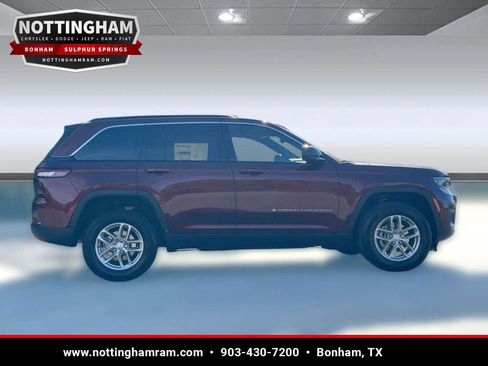 New 2025 Jeep Grand Cherokee Laredo X AWD/4WD image 8