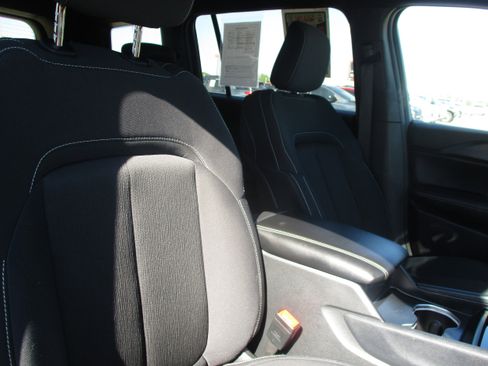 Used 2024 Jeep Grand Cherokee L Laredo w/ Luxury Tech Group I RWD image 41