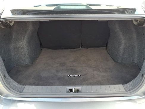 Used 2024 Nissan Versa SV FWD image 20
