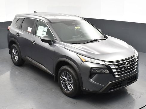 New 2026 Nissan Rogue S image 23