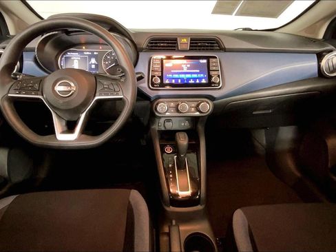 Used 2025 Nissan Versa SV w/ Trunk Package FWD image 15