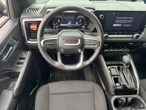 Used 2024 GMC Canyon Elevation w/ Trailering Package image 18