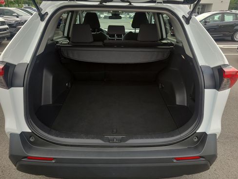 Certified 2023 Toyota RAV4 LE AWD/4WD image 29