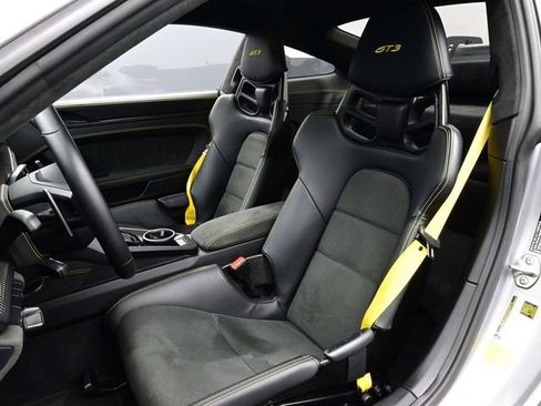 Certified 2024 Porsche 911 GT3 RWD image 5