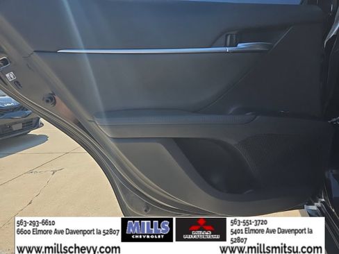 Used 2019 Toyota Camry XLE w/ Carpet Mat Package FWD image 17