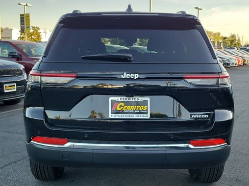 New 2025 Jeep Grand Cherokee Laredo X w/ Luxury Tech Group I image 19