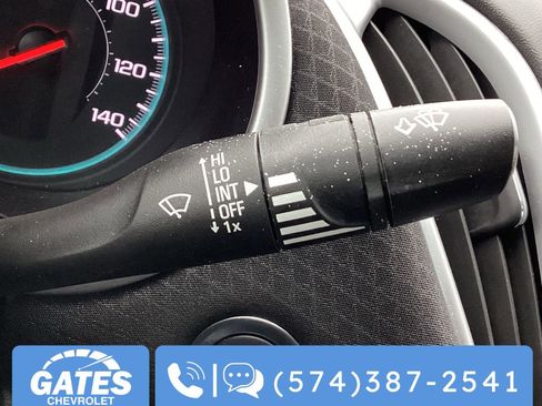 Used 2024 Chevrolet Malibu LT image 28