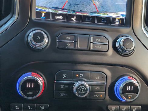 Used 2022 GMC Sierra 2500 AT4 w/ Gooseneck/5TH Wheel Package image 19