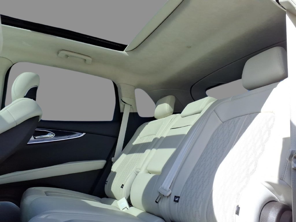 Certified 2023 Lincoln Nautilus Black Label AWD/4WD image 19