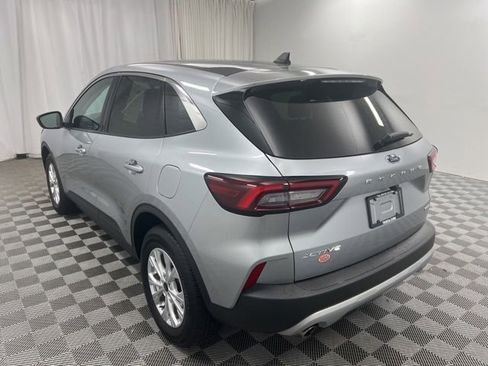 Used 2023 Ford Escape Active AWD/4WD image 6