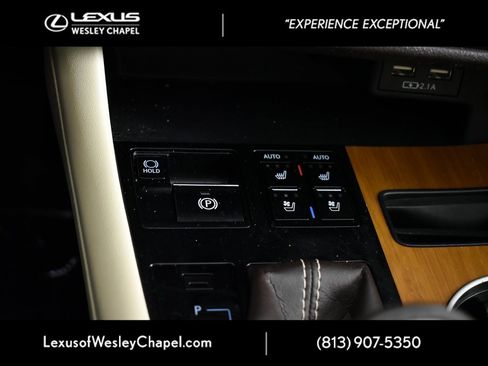 Used 2020 Lexus RX 450h AWD w/ Premium Package image 41