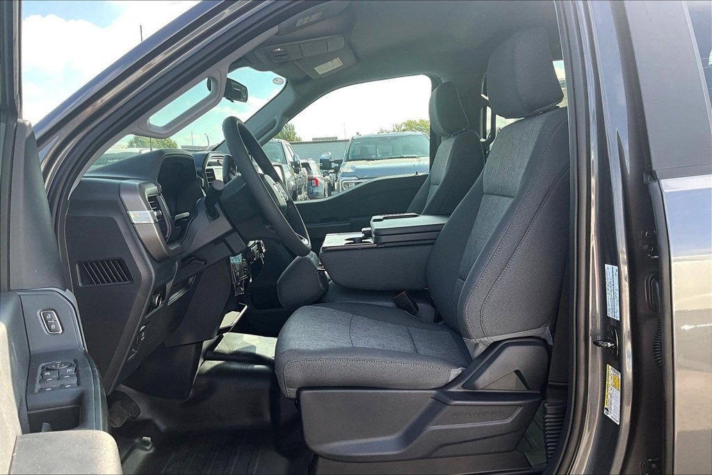 New 2026 Ford F150 XL w/ Equipment Group 103A High AWD/4WD image 9