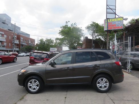 Used 2012 Hyundai Santa Fe GLS FWD image 7