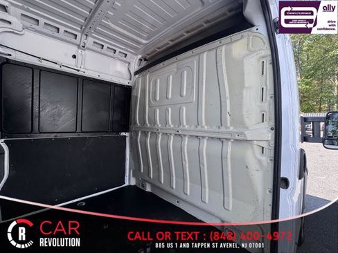 Used 2023 RAM ProMaster 2500 FWD image 11