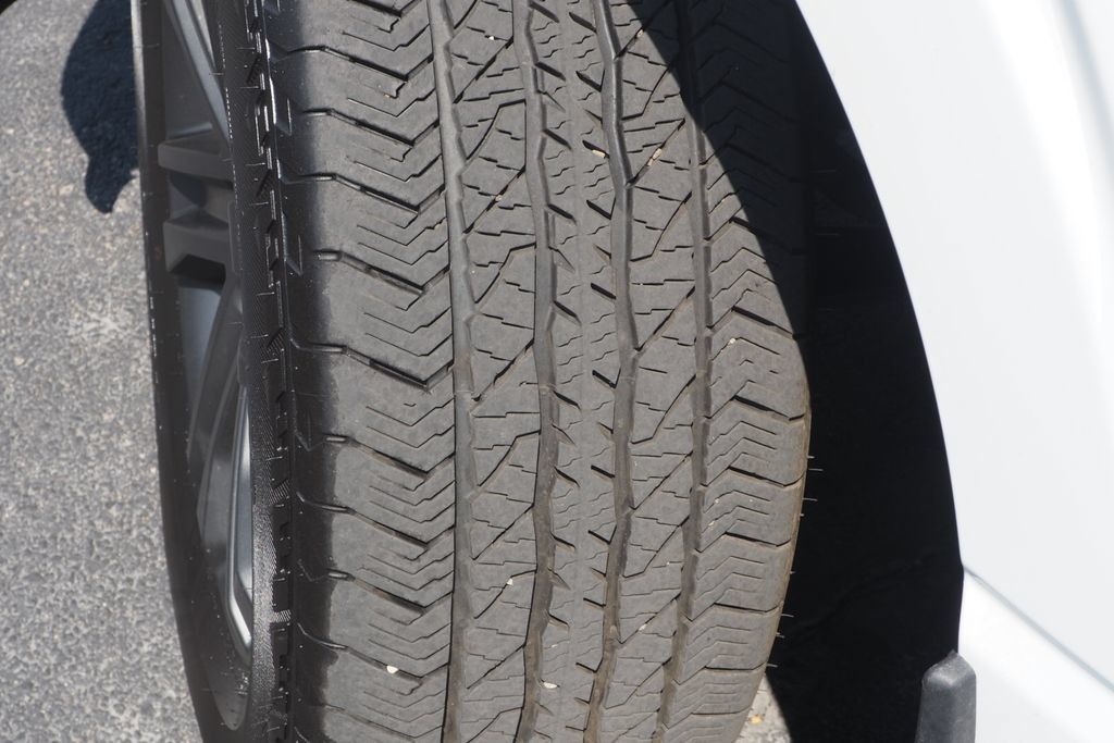 Used 2023 Ford F150 XLT w/ Equipment Group 302A High AWD/4WD image 10
