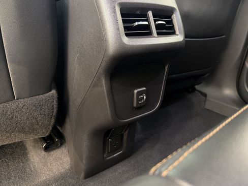 Used 2022 GMC Terrain AT4 w/ Tech Package AWD/4WD image 32