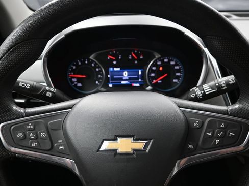 Used 2022 Chevrolet Equinox LS w/ LS Convenience Package FWD image 14