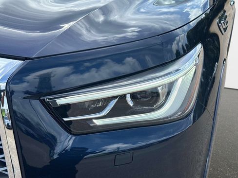 Used 2021 INFINITI QX80 Sensory w/ All-Season Package AWD/4WD image 9