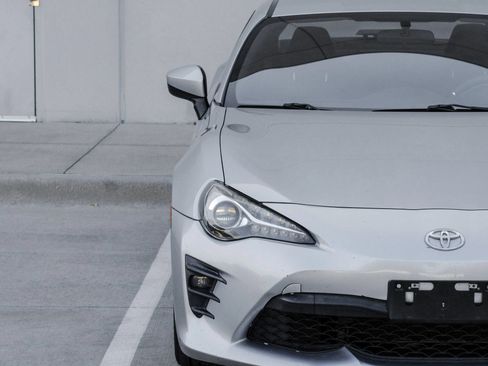 Used 2017 Toyota 86 RWD image 39